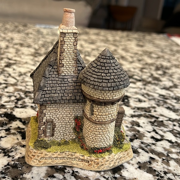 David Winter Cottages Gatekeepers - Picture 5 of 7